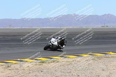 media/May-06-2024-Moto Forza (Mon) [[b33359f27d]]/1-Advanced/Session 2 (Bowl)/